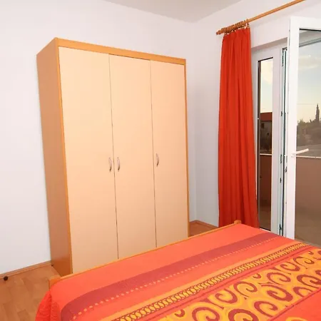 Vrsi - Mulo 5860c * Nin